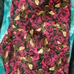 Tc Lularoe leggings